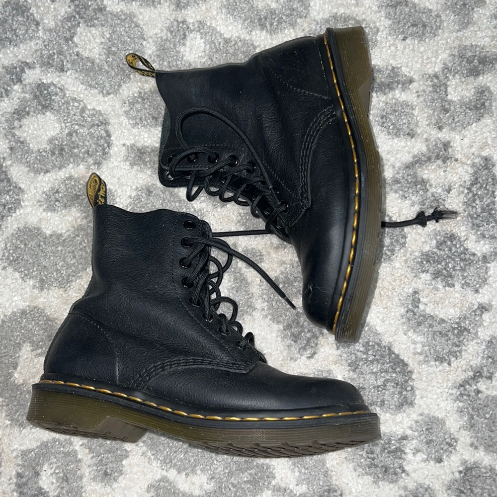 Womens Dr martens in perfect condition.